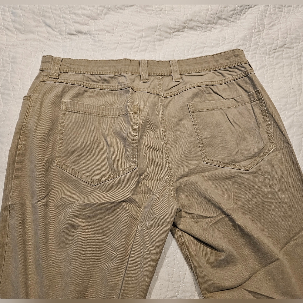 Izod 34x32 Khaki Casual Pants